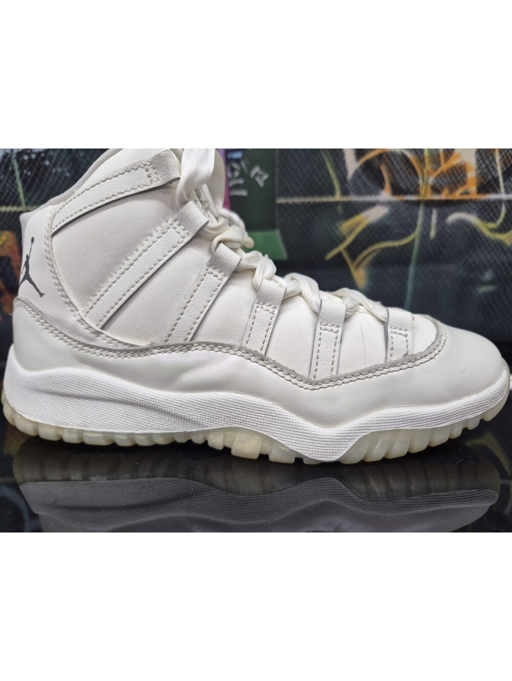 Nike Air Jordan 11 Retro PS Sail Pearl DO3857-110 Size 3Y pre owned - Picture 3 of 8